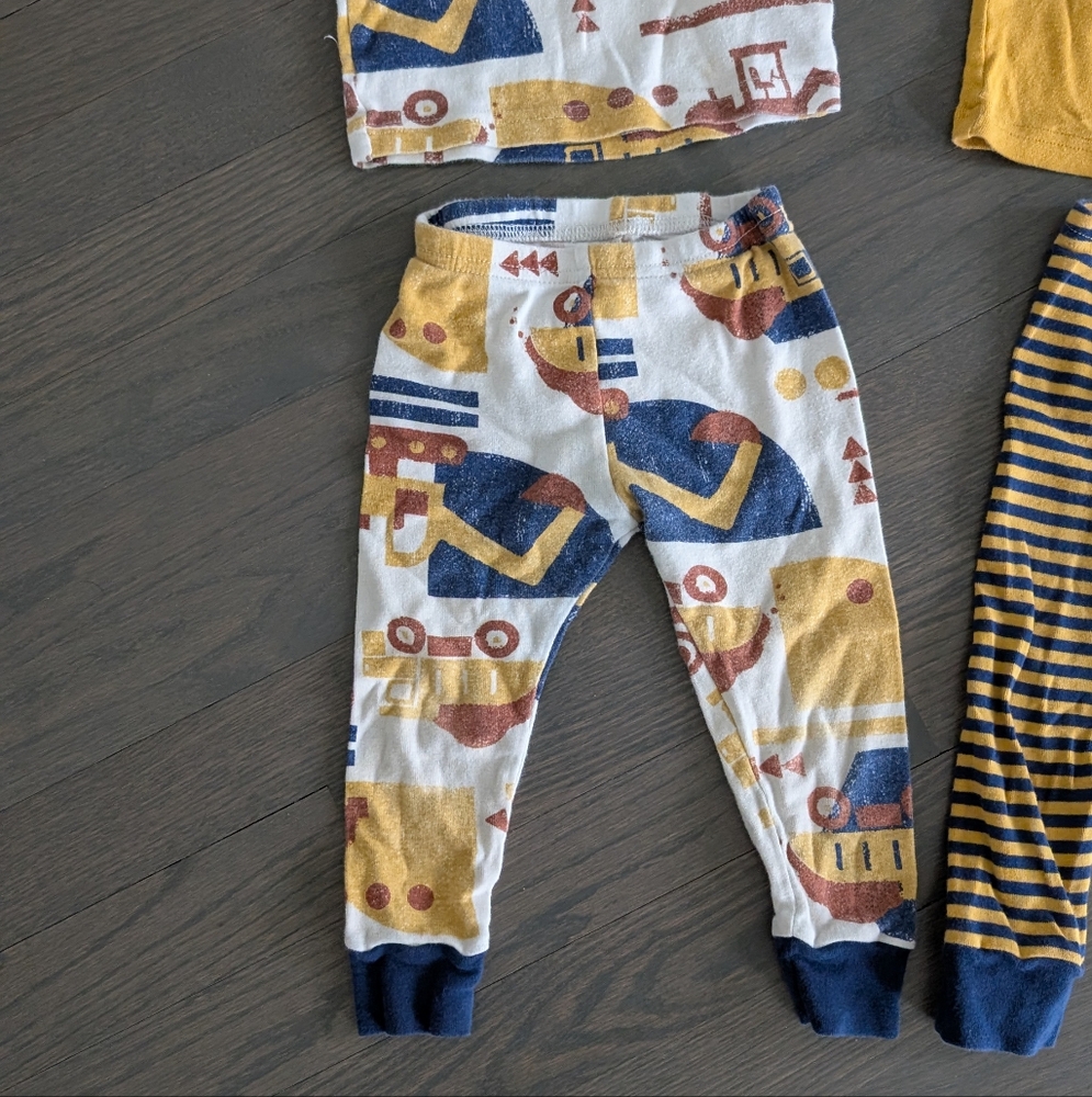 Carter's Baby Boy Construction Tops & Bottoms Pajama Set, 18 Months - Picture 4 of 6